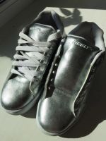 Лот: 8160462. Фото: 3. Роликовые кроссовки Heelys. Одежда, обувь, галантерея