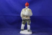 Лот: 23459503. Фото: 4. Фарфоровая статуэтка Петруха Красноармеец... Красноярск