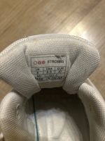 Лот: 25946040. Фото: 4. Кроссовки белые, с 1 рубля. Красноярск