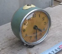 Лот: 25896062. Фото: 2. часы будильник Севани,в металлическом... Коллекционирование, моделизм