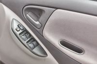 Лот: 22223497. Фото: 17. Toyota Platz 2001