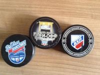 Лот: 4762340. Фото: 2. 3 игровых шайбы. Спортивные товары