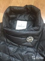 Лот: 8945802. Фото: 2. Пуховик на весну-осень Moncler. Женская одежда
