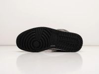 Лот: 20077642. Фото: 4. Кроссовки Nike Air Jordan 1 High. Красноярск