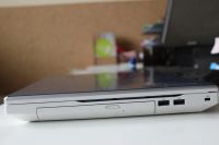 Лот: 4079788. Фото: 4. Samsung 300V5A-S1A Золотистый... Красноярск