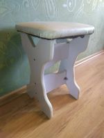 Лот: 10654954. Фото: 2. Табуретка табурет 2 шт белая и... Кухонная мебель