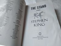Лот: 19387781. Фото: 4. Stephen King: The Stand (695)