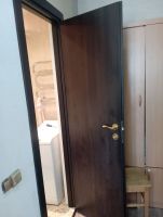 Лот: 25522996. Фото: 3. Двери бу 4 штуки с фурнитурой. Строительство и ремонт