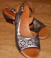 Лот: 13549761. Фото: 2. Босоножки серебристые. Женская обувь