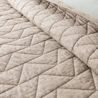 Лот: 24186063. Фото: 2. Стеганое LaRedoute. Домашний текстиль
