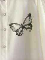 Лот: 23324311. Фото: 2. Блузка с бабочками 44 размер... Женская одежда