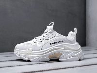 Лот: 17096230. Фото: 5. Кроссовки Balenciaga Triple S...