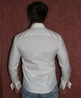 Лот: 3077722. Фото: 2. Рубашка практически новая приталенная... Мужская одежда