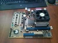 Лот: 4262029. Фото: 2. Материнская плата Asus p4v8x-mx... Комплектующие