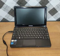 Лот: 21244553. Фото: 2. Нетбук Samsung NP-NC110-P04Ru. Компьютеры, ноутбуки, планшеты