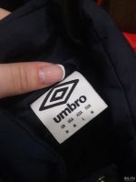 Лот: 13015447. Фото: 2. Куртка Umbro демисезон. Мужская одежда