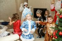 Лот: 12793842. Фото: 2. Новогодний костюм снегурочка 116-122. Праздничные костюмы, аксессуары