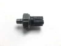 Лот: 20373879. Фото: 2. Датчик давления масла Nissan Bluebird... Автозапчасти