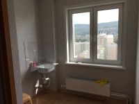 Лот: 10050235. Фото: 2. Сдам 1 комнатную квартиру. Аренда