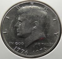 Лот: 11604694. Фото: 2. США монета 1/2 доллара 1976 год... Монеты