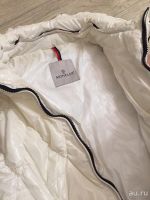 Лот: 13405441. Фото: 2. Жилет Moncler. Женская одежда