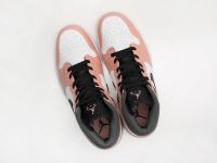 Лот: 24977123. Фото: 2. Кроссовки Nike Air Jordan 1 Mid. Женская обувь