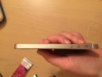 Лот: 5070527. Фото: 2. IPhone 5S 16b золотистый. Смартфоны, связь, навигация