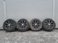 Лот: 21508200. Фото: 2. 185/70/14 Maxxis Presa Spike Winter... Шины, Диски