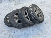 Лот: 21180090. Фото: 2. Комплект Оригинальных Литых дисков... Шины, Диски