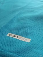 Лот: 13754550. Фото: 2. Футболка Adidas размер S. Мужская одежда