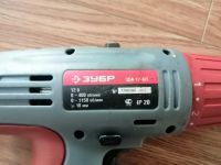 Лот: 17540973. Фото: 3. Шуруповерт Зубр. Строительство и ремонт