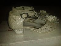 Лот: 7566049. Фото: 2. Серебристые туфельки 27р. Обувь