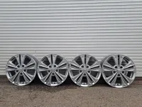 Лот: 23355190. Фото: 2. Комплект Оригинальных Литых дисков... Шины, Диски