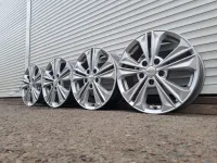 Лот: 23355190. Фото: 3. Комплект Оригинальных Литых дисков... Авто, мото, водный транспорт