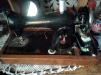 Лот: 18479954. Фото: 2. Швейная машина из СССР полностью... Мелкая бытовая техника