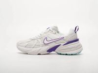 Лот: 24974011. Фото: 2. Кроссовки Nike V2K Run. Женская обувь