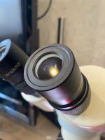 Лот: 20022698. Фото: 2. Микроскоп+крамольера+линза+окуляры... Оптические приборы