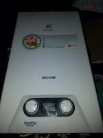 Лот: 11289967. Фото: 5. газовый водонагреватель, electrolux...