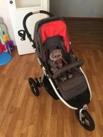 Лот: 7646358. Фото: 3. Шикарная прогулочная коляска Bumbleride... Дети растут
