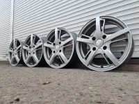 Лот: 24696358. Фото: 3. Комплект Оригинальных Литых дисков... Авто, мото, водный транспорт