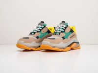 Лот: 17233327. Фото: 2. Кроссовки Balenciaga Triple S... Женская обувь