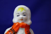 Лот: 20776606. Фото: 7. С санками девочка мальчик счастливое...