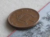 Лот: 19010288. Фото: 2. Монета 1 пенни Великобритания... Монеты