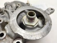 Лот: 21356744. Фото: 4. Кронштейн масляного фильтра Mazda... Красноярск