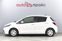 Лот: 23275741. Фото: 5. Toyota Vitz 2016