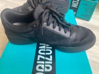 Лот: 25315567. Фото: 2. Кроссовки Reebok Club C. Мужская обувь