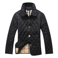 Лот: 4347277. Фото: 2. Стильная куртка Burberry последний... Женская одежда