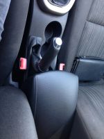 Лот: 14762681. Фото: 2. Штатный подлокотник с подстаканником... Автозапчасти