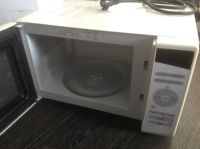 Лот: 10020861. Фото: 2. Микроволновая печь LG MB-4047K. Мелкая бытовая техника