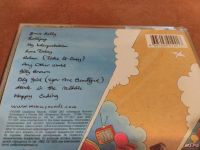 Лот: 9678876. Фото: 2. Mika - life in cartoon motion... Коллекционирование, моделизм